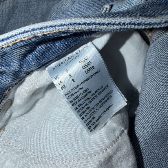 American Eagle Women’s High Rise Distressed Mom Jeans Size 8 Short - Picture 14 of 14